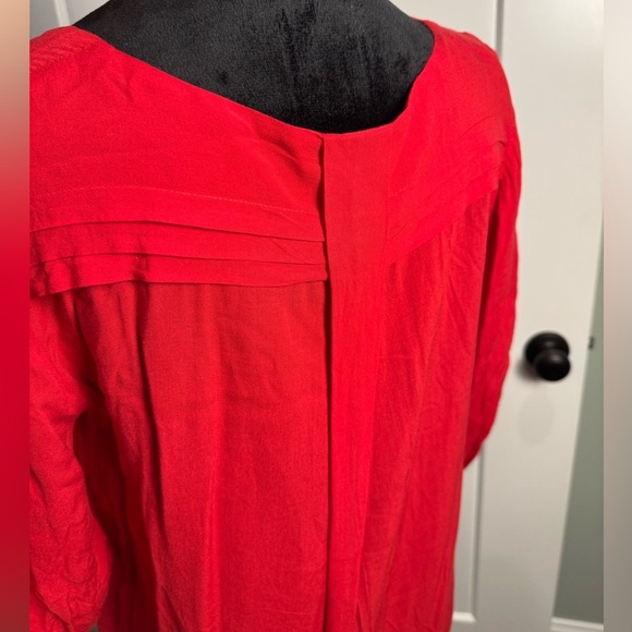 Anthropologie Maeve Popover Shirt Red Roll Tab Sleeve Scoop Pockets - Picture 4 of 8